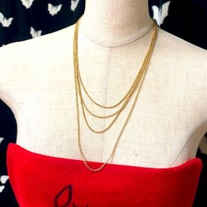 🖤ARTISTRY💕gold layer necklace